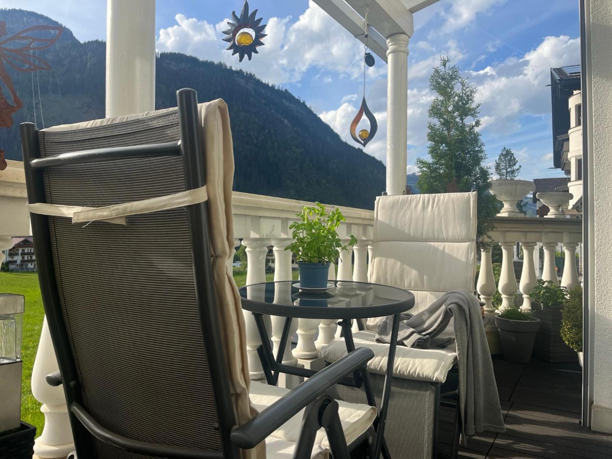 Villa Romantica Appartement Mayrhofen Exterior photo